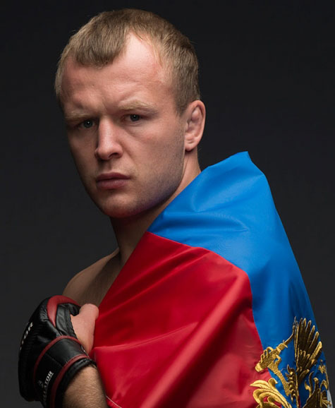 Александр Шлеменко выступит в октябре в Bellator